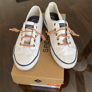 Sperry Pier View White Canvas Slip-on Sneaker